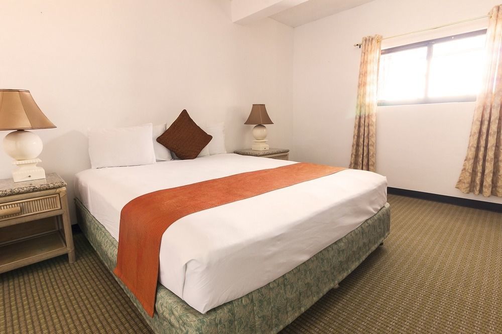Surestay By Best Western Guam Airport Barrigada Екстер'єр фото